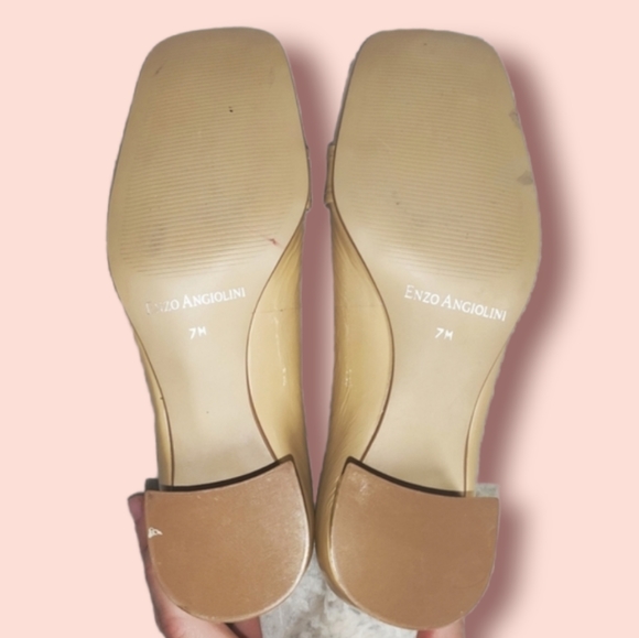 Patent square-toe buckle loafer heels - Picture 6 of 12